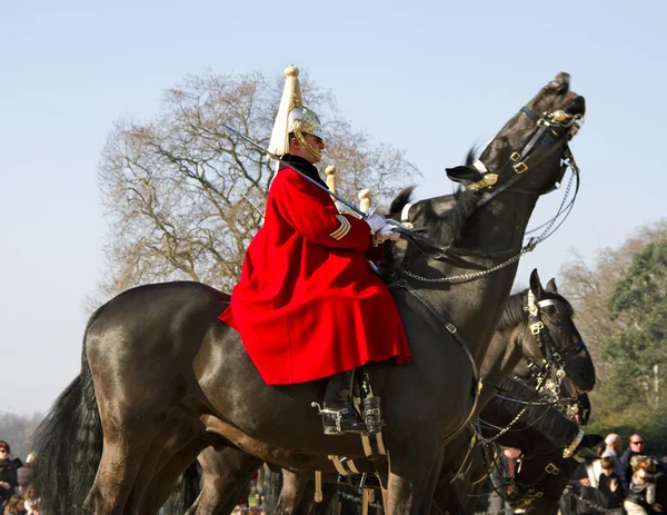 Queen 's Horse Guard bertugas . — Stok Foto