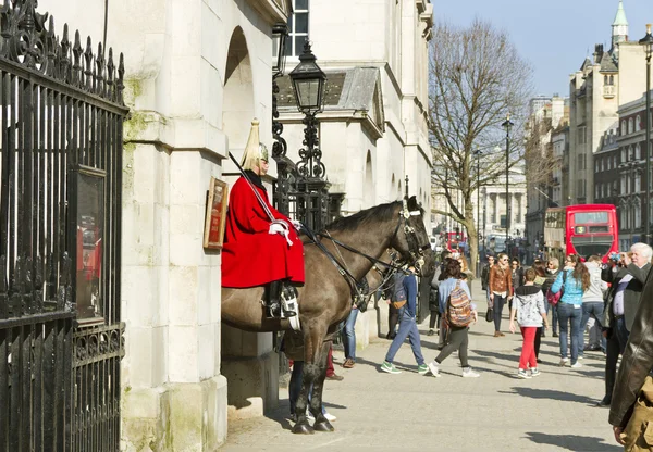 Guardia de Caballos de la Reina en servicio . —  Fotos de Stock