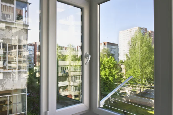 onarılan balkon.