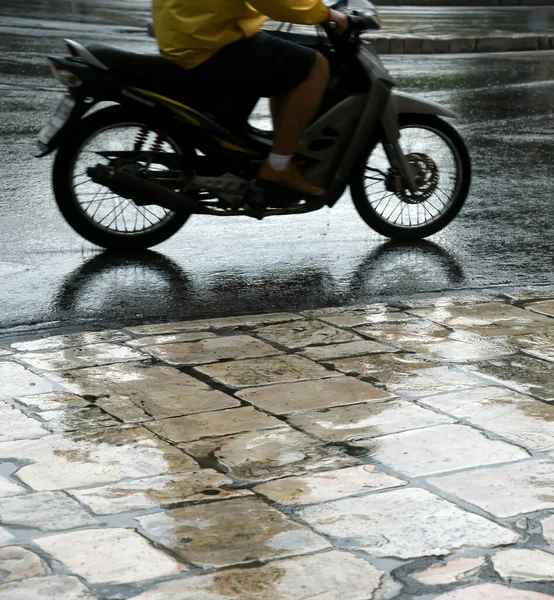 Motorbike Road Rain Time — Stock Photo, Image