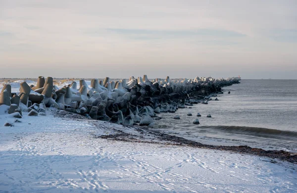 Pohled Severního Krtka Liepaja Zimě — Stock fotografie