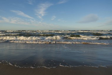 Baltık Denizi dalgalarının görüntüsü.