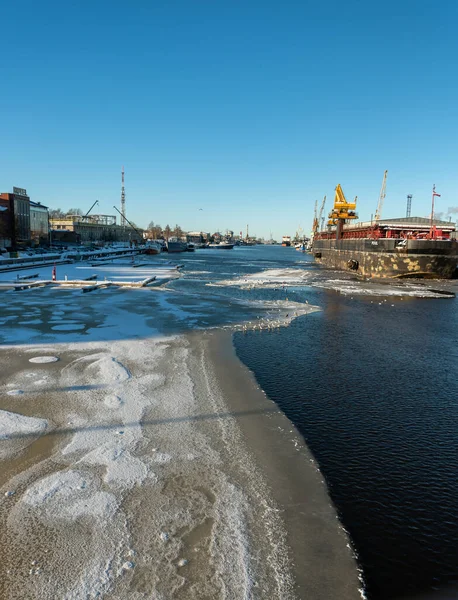 Lotyšsko Liepaja Prosince Liepaja Lotyšské Město Pohled Průplav Zimě Prosince — Stock fotografie