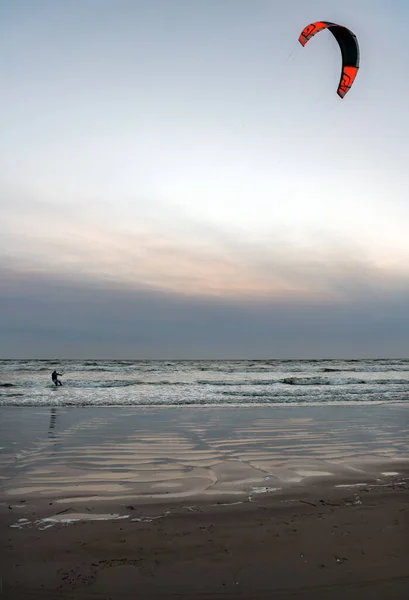 Kiteboarding Waves Baltic Sea — ストック写真