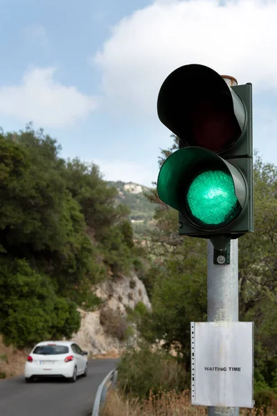 Mountain Road Traffic Light Car — Stock Photo, Image