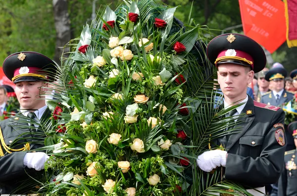 Церемониальный парад на Аллее Славы, посвященный 69-й годовщине победы во Второй мировой войне 1941-1945 9 мая 2014 года, Одесса, Украина — стоковое фото