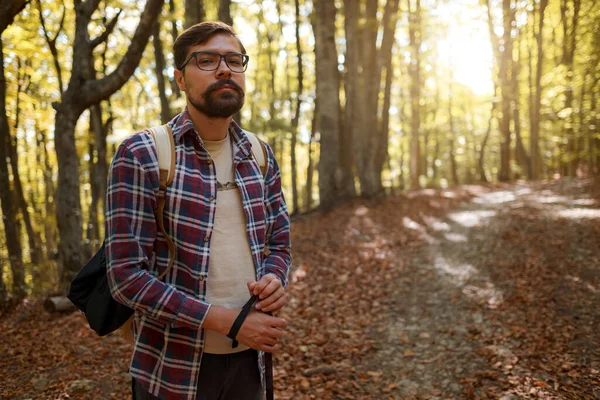 Doğada beyaz erkek model var..