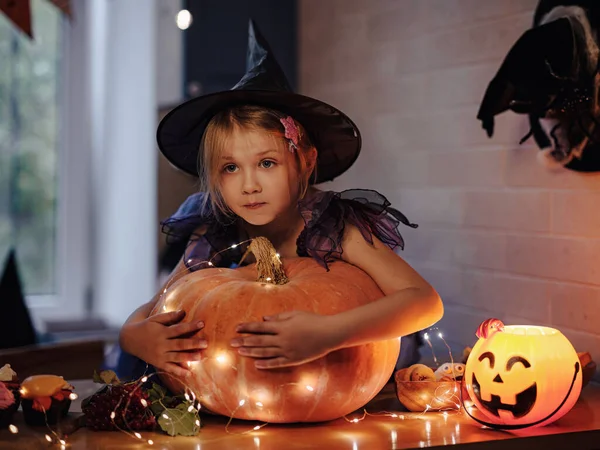 Little Sisters Witch Costume Playing Glowing Jack Lantern Halloween Celebration — Stock Photo, Image