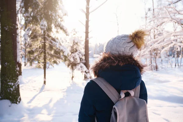 Happy Asian woman walking in winter snow forest. — Foto Stock