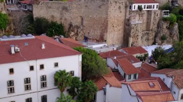 Spacer po starym mieście w Antalya — Wideo stockowe