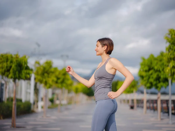 Outdoor Sport Workout Wellness Concept Aziatische Jonge Sterke Zelfverzekerde Vrouw — Stockfoto