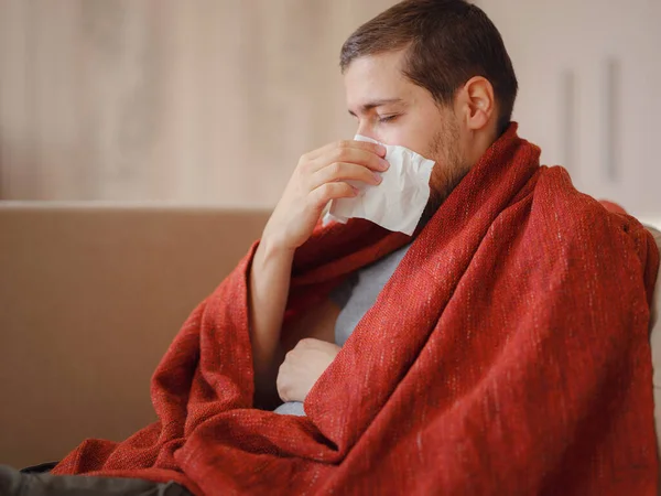 Coronavirus Sick Man Corona Virus Lying Sofa Recovery Illness Home — Stockfoto
