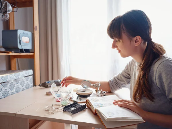 Concepto Estilo Vida Trabajo Desde Casa Para Reinventar Vida Joyería — Foto de Stock