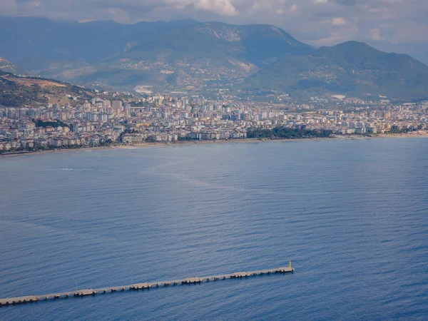Alanya Hindi Akdeniz Kıyısında Kış Yürüyüşü Ariel Alanya Yarımadası Ndan — Stok fotoğraf