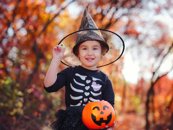 Young Girl Black Costume Goes Trick Treating Little Witch Kids — Stock Photo, Image