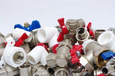 Sıhhi tesisat armatürleri