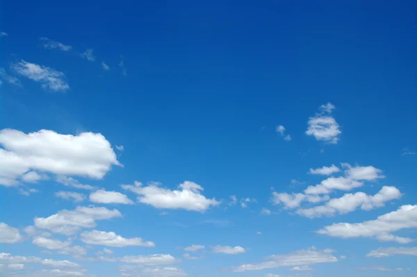 White clouds — Stock Photo, Image