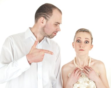 güzel düğün çifti. damat geline dikkat çekti.