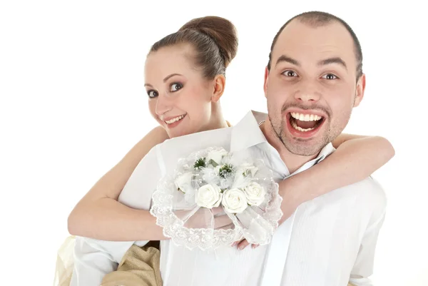 Красивая улыбающаяся свадебная пара — стоковое фото