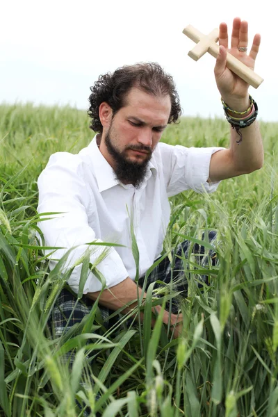 Adam iyi buğday yıl için dua — Stok fotoğraf