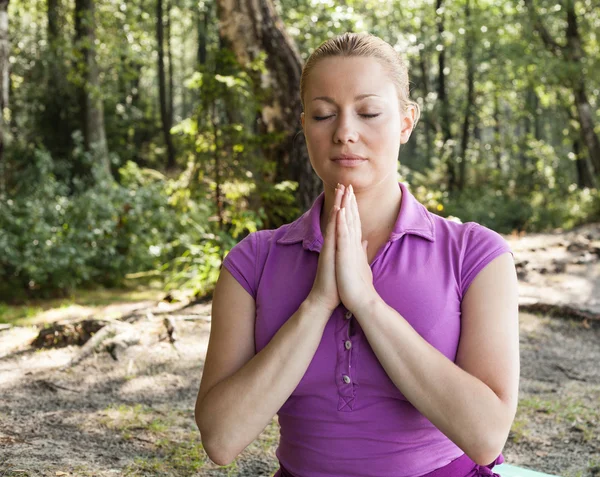 Yoga woman — Stock Photo, Image