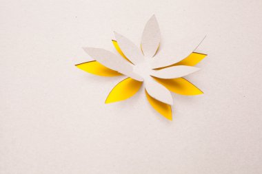 Origami çiçek