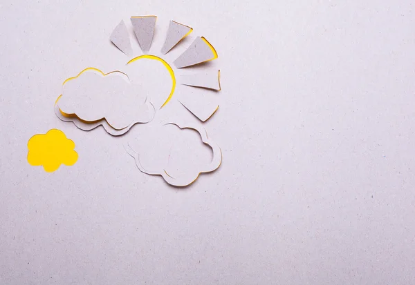 Sun and cloud origami — Stock Photo, Image