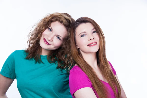 Two young women friends — Stock Photo, Image