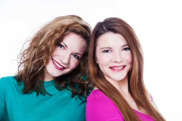 Two young women friends — Stock Photo, Image