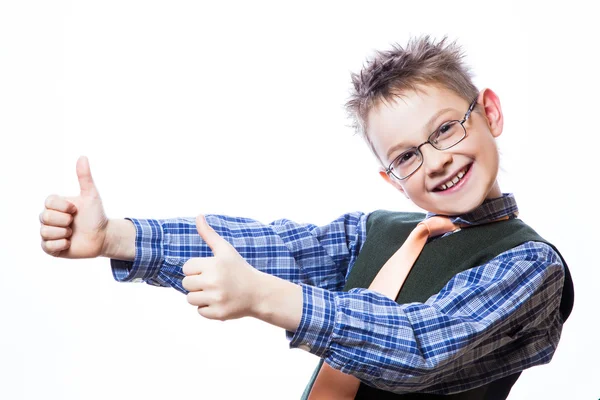 Retrato de menino feliz mostrando polegares para cima — Fotografia de Stock