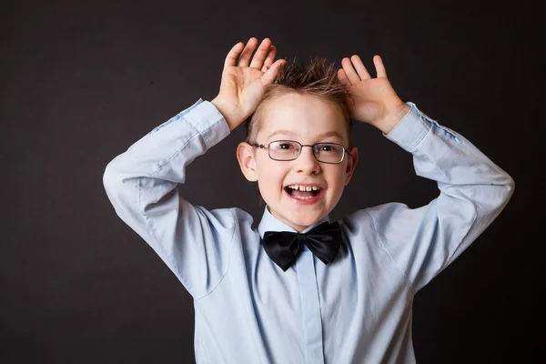 Emotionele portret van kleine jongen — Stockfoto