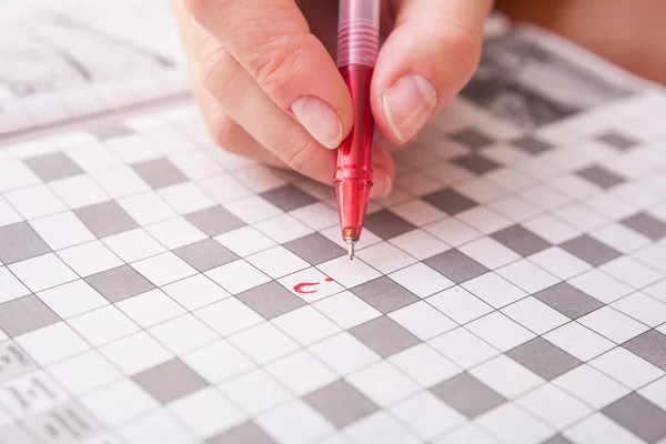 Kreuzworträtsel aus nächster Nähe. — Stockfoto