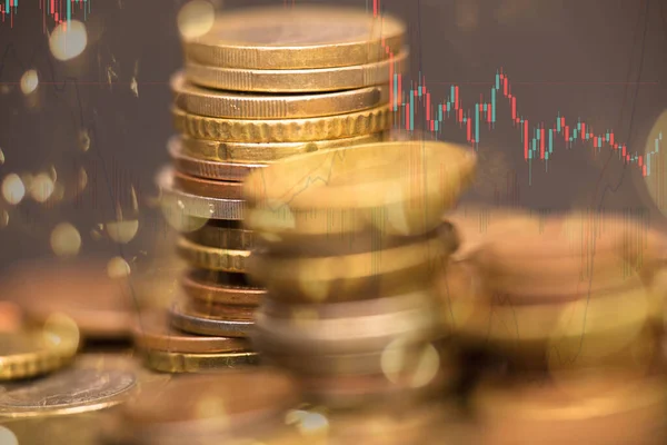 Wirtschaftswachstumskonzept Collage Mit Stapeln Von Münzen Und Finanzkarten Auf Imaginärem — Stockfoto