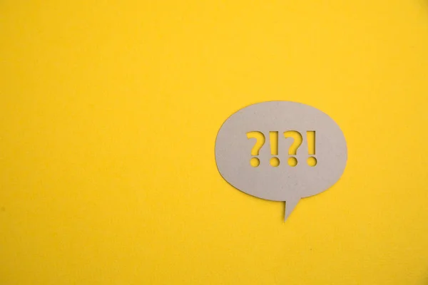 Paper Speech Bubble Question Exclamation Marks — Stock Photo, Image