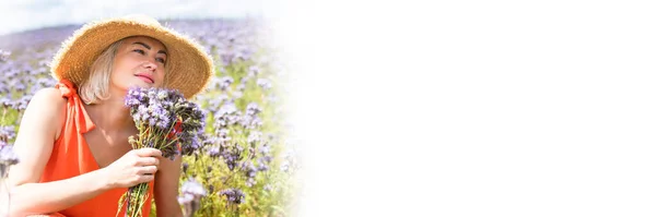 Beautiful Happy Woman Stylish Dress Smiling Blue Field — Stock Photo, Image