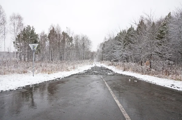 Estrada de inverno — Fotografia de Stock