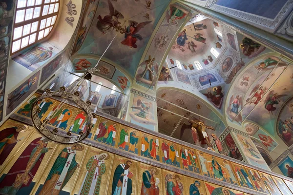 Interiér chrámu v Valdaji klášteře, russi — Stock fotografie