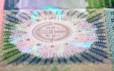 Pasaportunda Schengen vizesi var. Parça