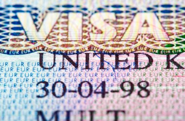 Pasaportunda Schengen vizesi var. Parça