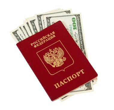 Rus pasaportu ve bize beyaz zemin üzerine izole dolar