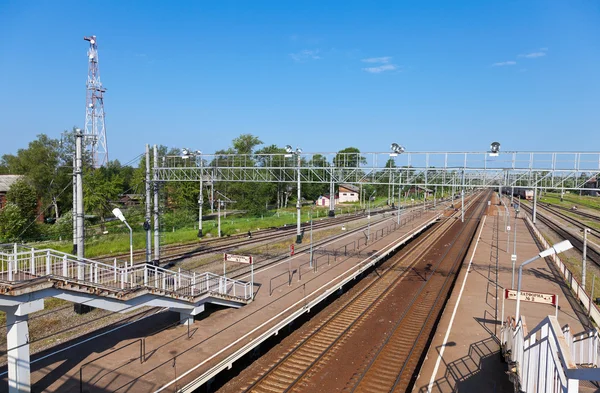 View of the railway station in Russia in summer day — Stock Photo, Image