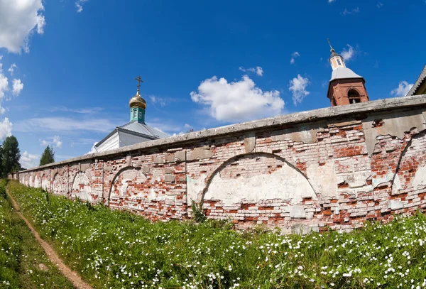 Christian orthodox monastery in Novgorod region, Russia. Fisheye — Stock Photo, Image