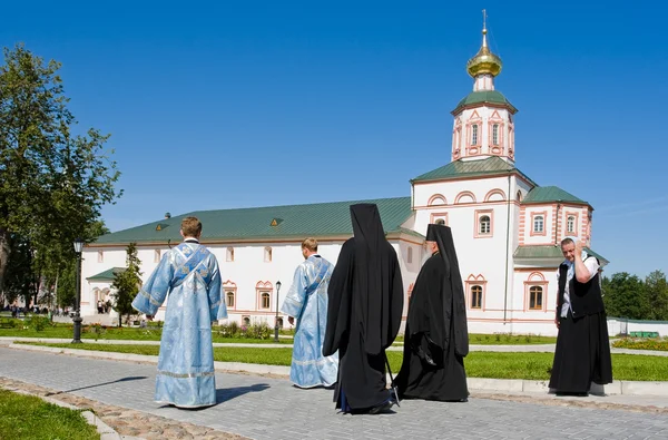 VALDAY, RÚSSIA - AGOSTO 10: O processio religioso sagrado anual — Fotografia de Stock