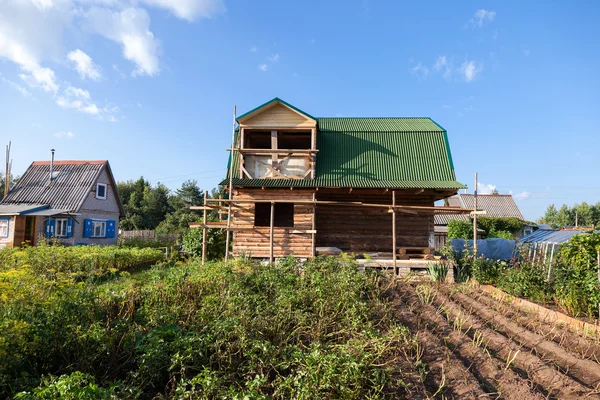 Casa de madera en construcción — Foto de Stock