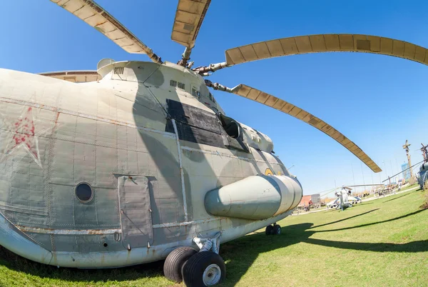 TOGLIATTI, RUSSIA - MAY 2: Heavy military transport helicopter M — Stock Photo, Image