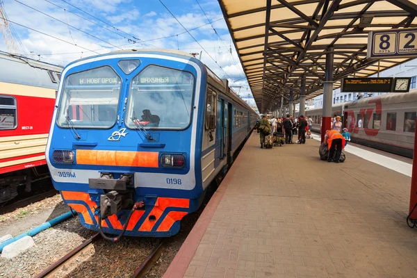 NIZHNY NOVGOROD, RUSSIE - 1er JUILLET : Plateformes dans Moskovsky Rail Te — Photo