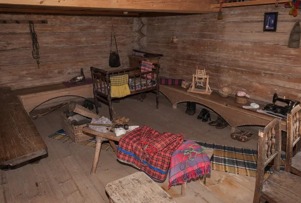 The interior of the museum of wooden architecture Vitoslavlitsy in Veliky Novgorod, Russia — Stock Photo, Image