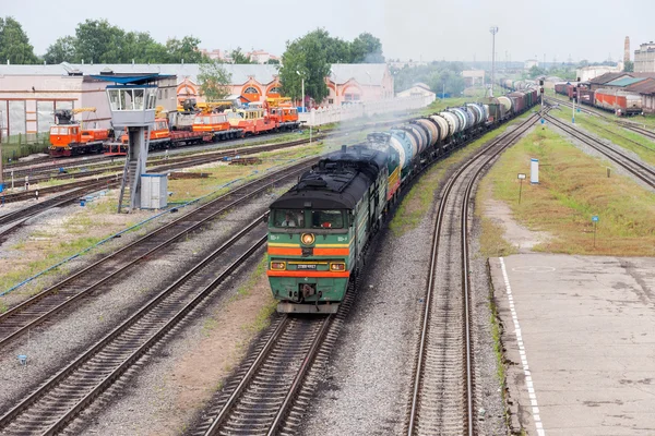 Ivanovo, Rusland - 29 juni 2013: weergave van treinstation in stad — Stockfoto