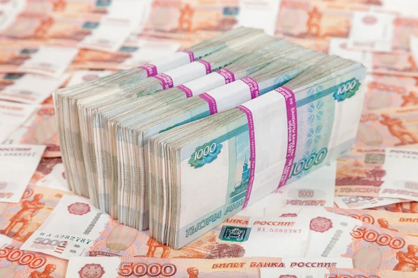 http://st.depositphotos.com/1000471/3903/i/450/depositphotos_39032895-Russian-rubles-bills.jpg