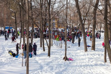 Rusya, samara - 2 Mart 2014: samara insanlar shrovet kutluyor